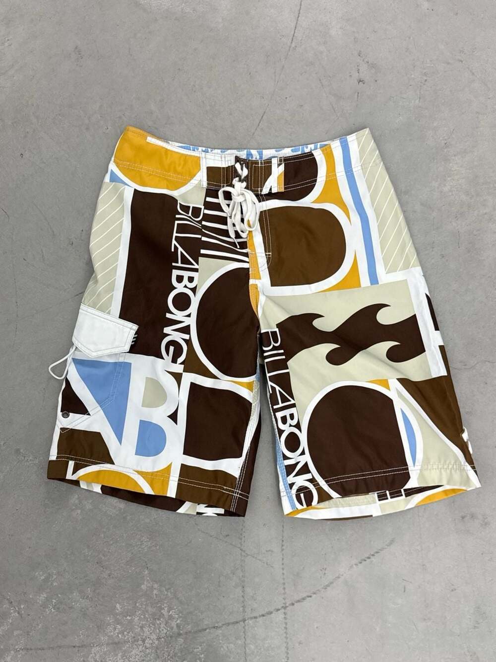 Billabong Vintage Graphic Print Board Shorts Style M106DBIG